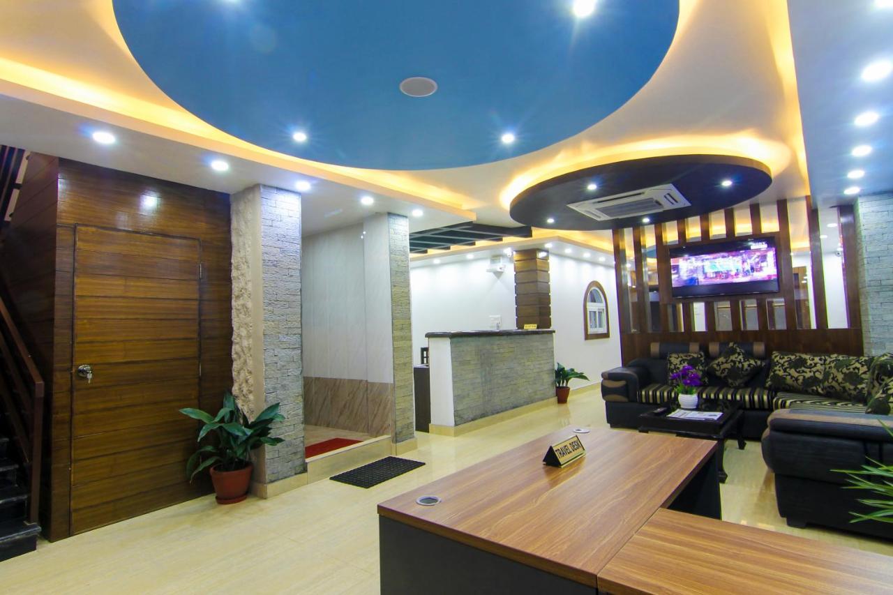 Hotel Lakeside Pvt. Ltd. Покхара Экстерьер фото
