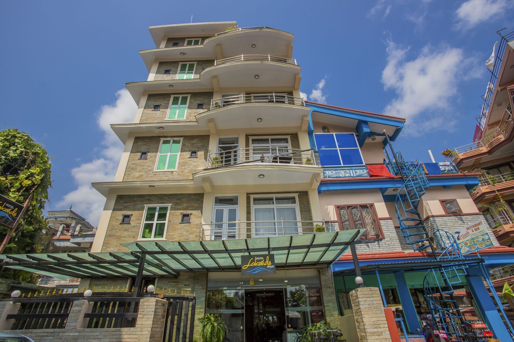 Hotel Lakeside Pvt. Ltd. Покхара Экстерьер фото